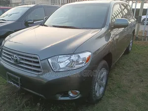 Toyota Highlander 2008 Green