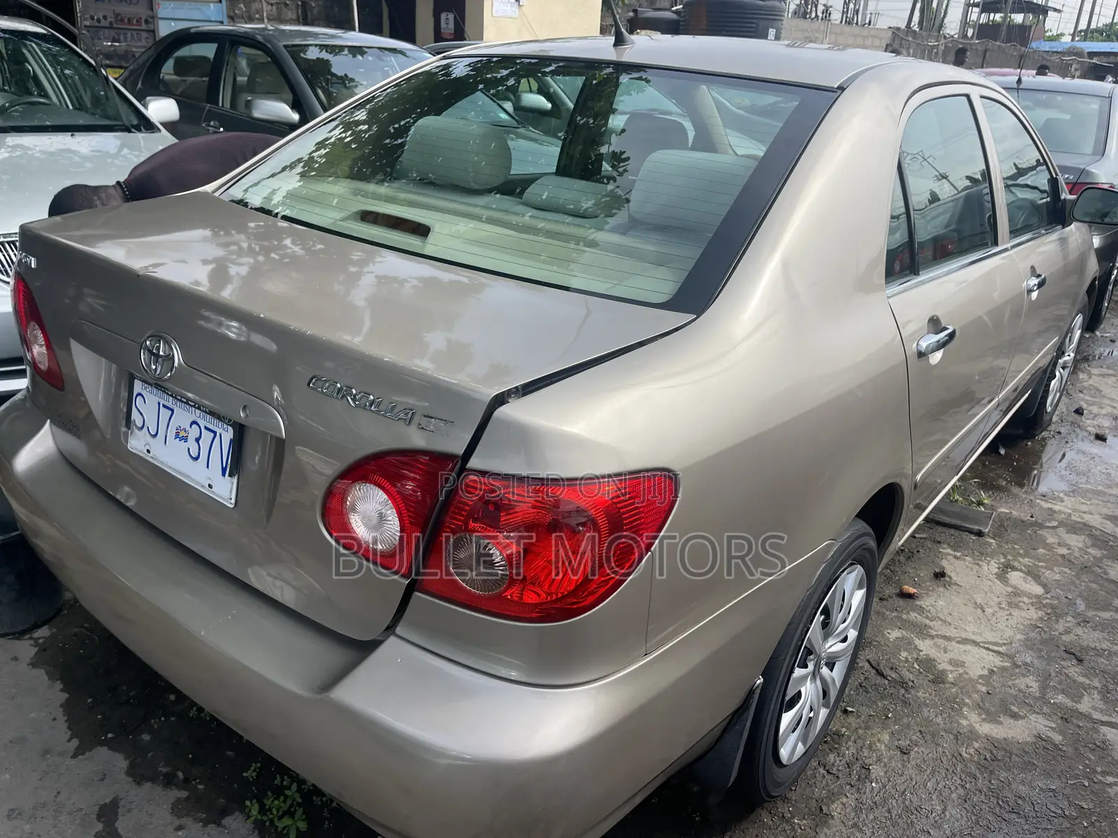Toyota Corolla LE 2007 Gold