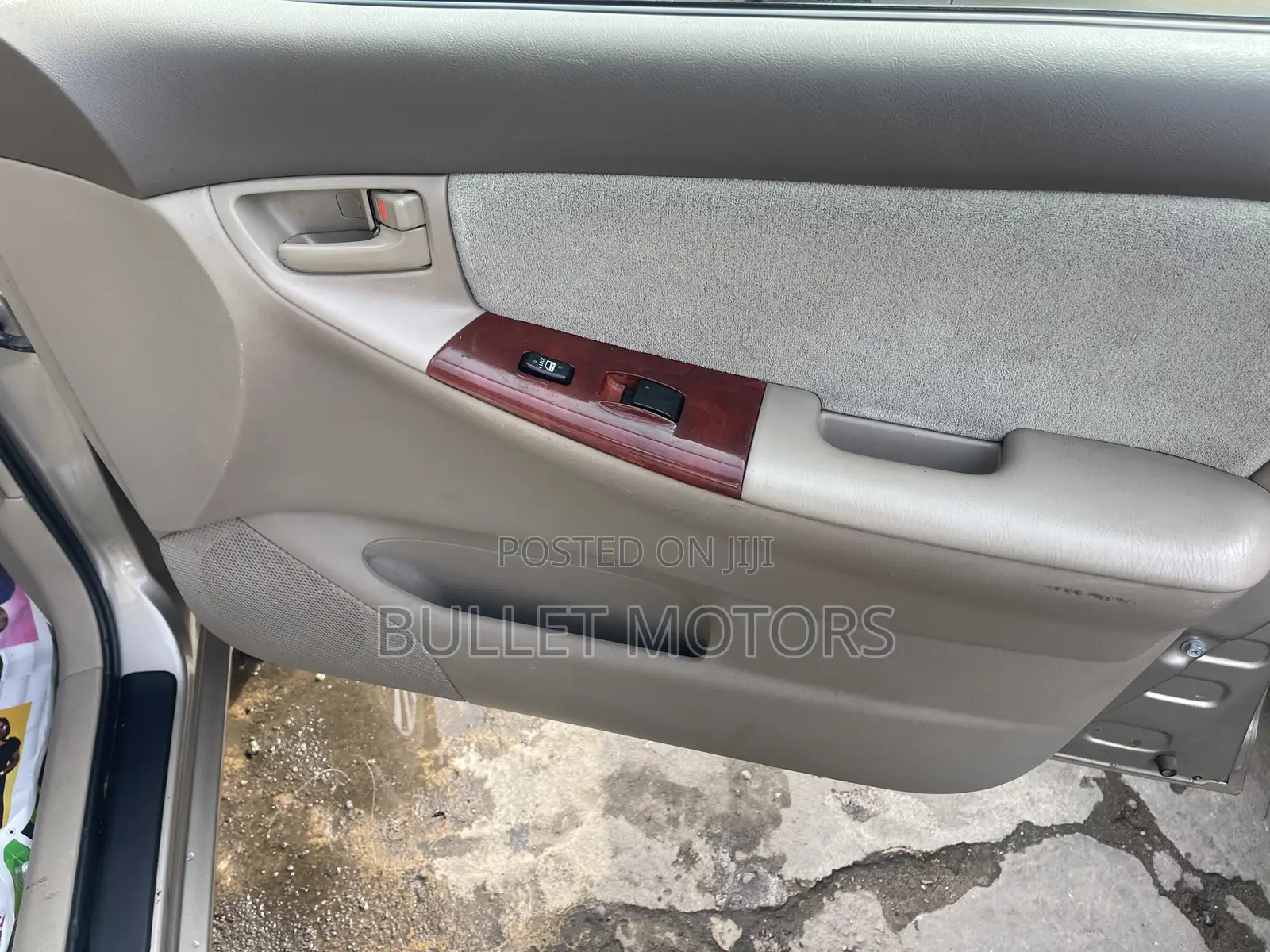 Toyota Corolla LE 2007 Gold