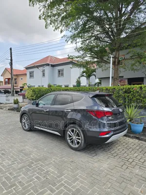 Hyundai Santa Fe SE AWD 2017 Gray