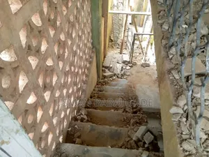 Usmanty Properties