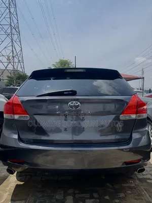 Toyota Venza AWD 2011 Gray