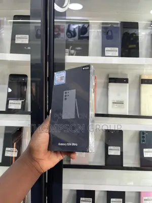 New Samsung Galaxy S24 Ultra 256 GB