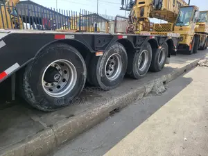 Low Bed Front and Back Loading