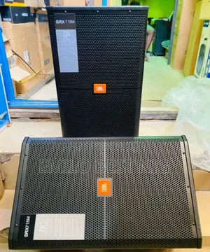 JBL Monitor Speakers 712m