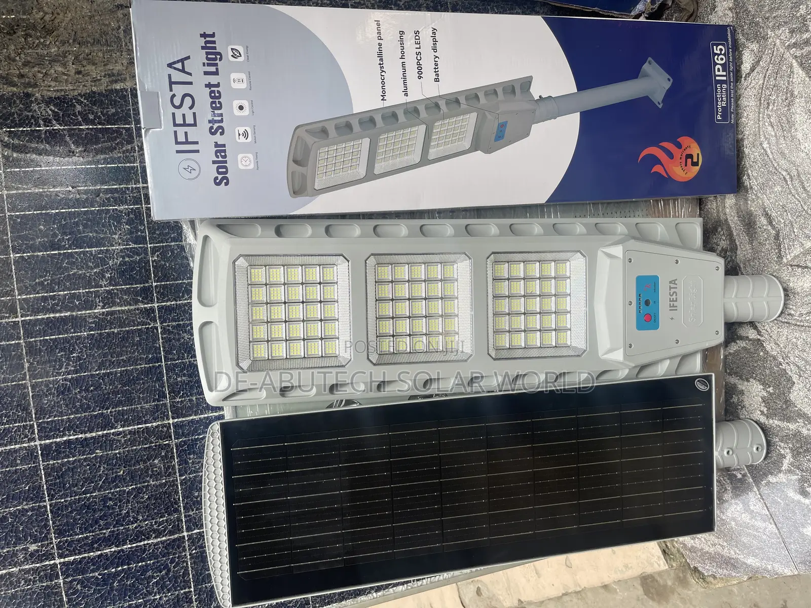 600 Watts Solar Street Lights
