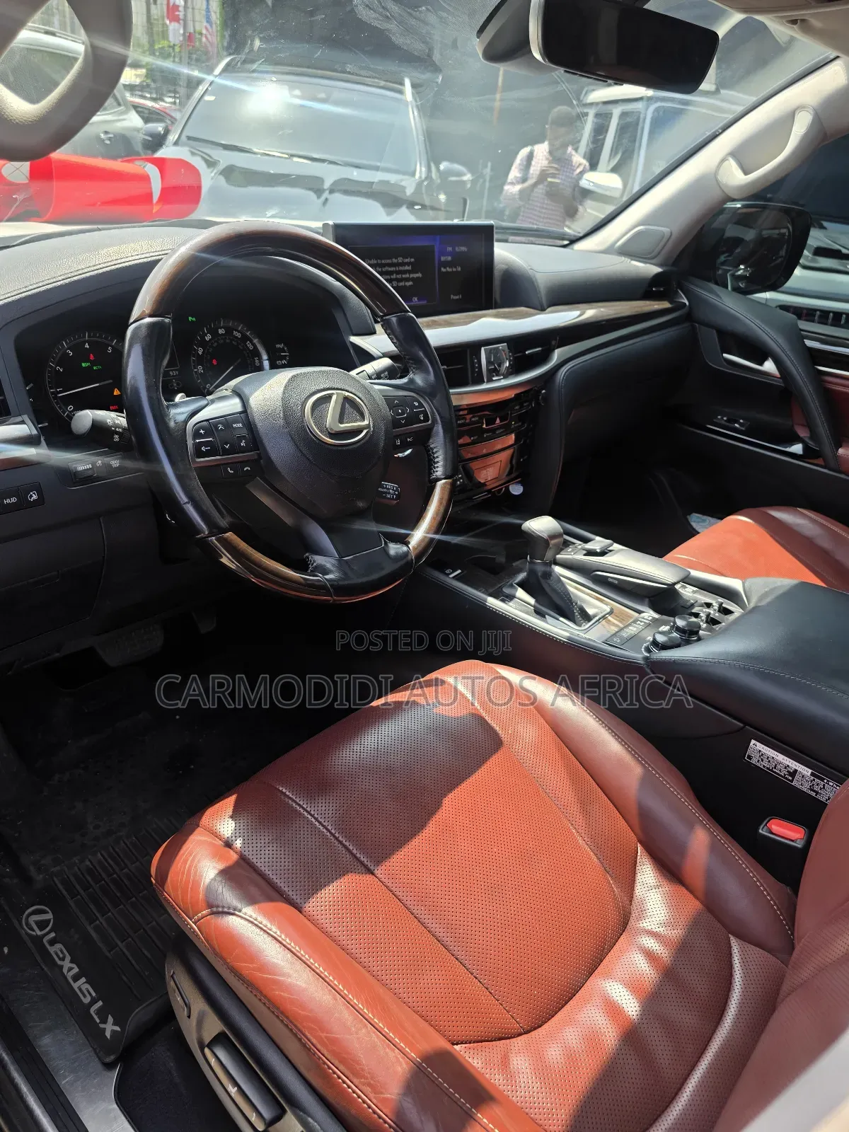 Lexus LX 2018 White