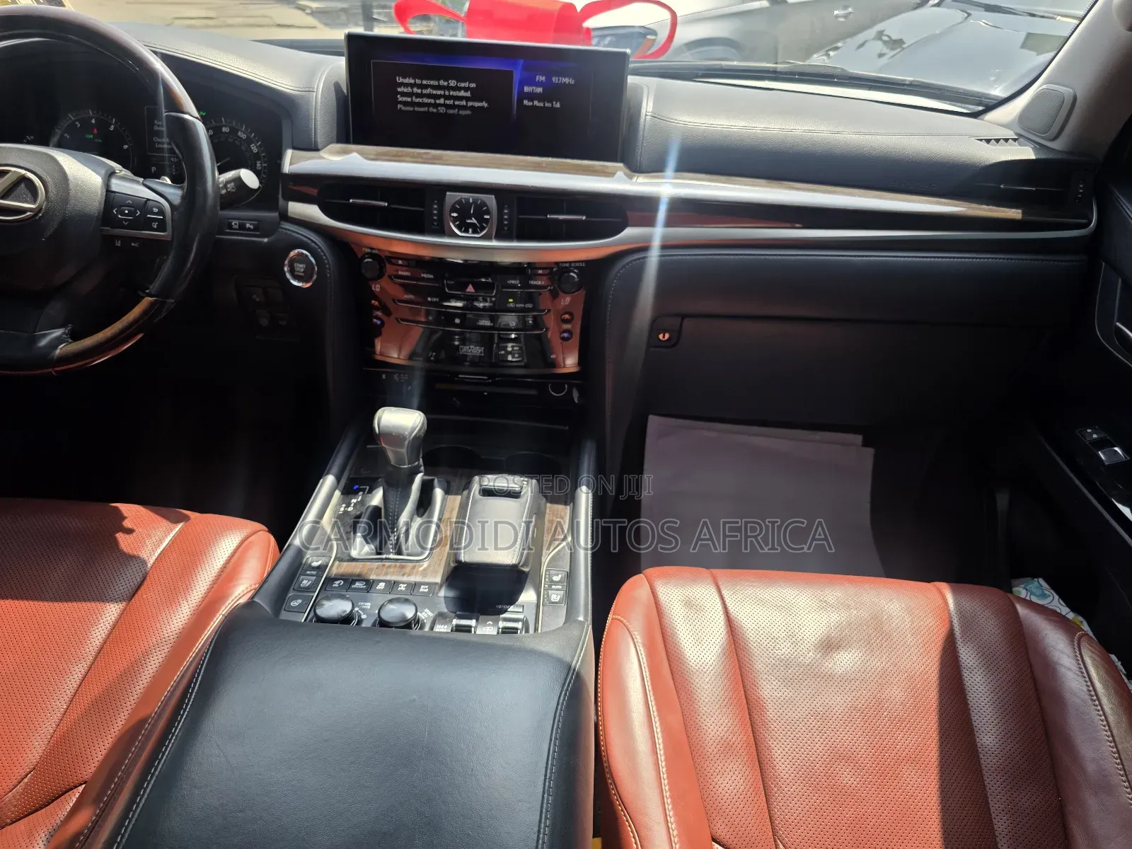 Lexus LX 2018 White