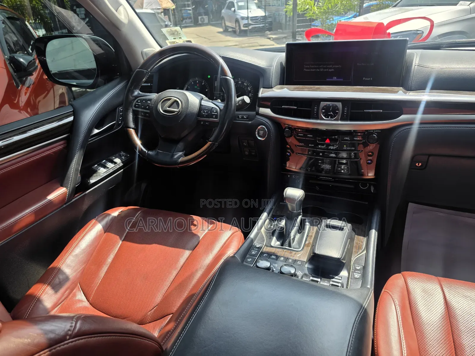 Lexus LX 2018 White