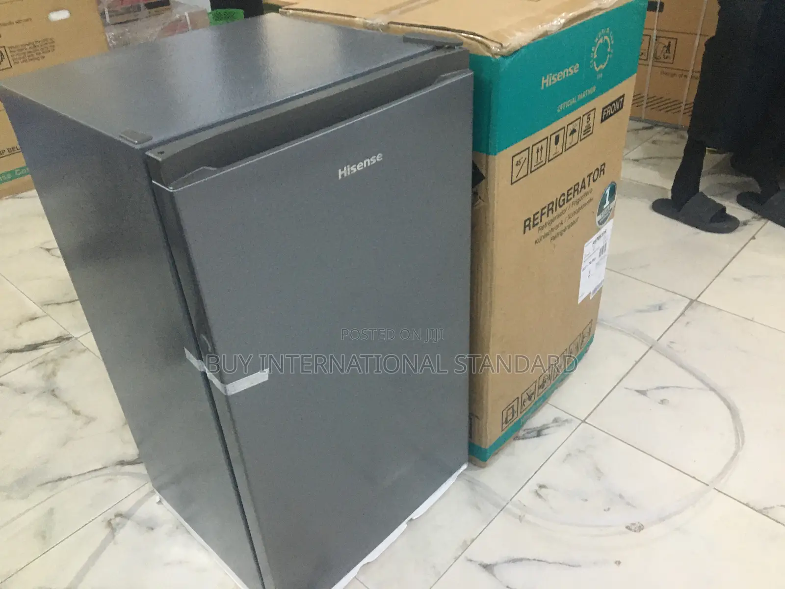 Hisense 95l Compact Refrigerator