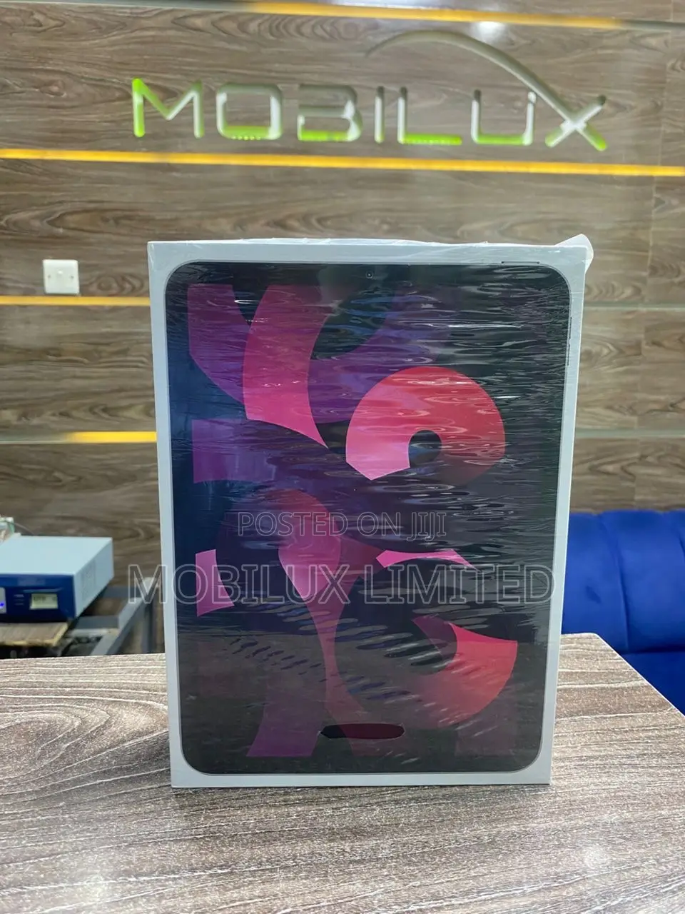 New Apple iPad Air (2022) 256 GB Pink