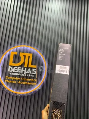 New Laptop Dell Latitude 3490 16GB Intel Core Ultra 5 SSD 512GB