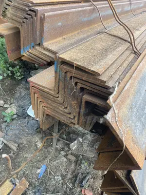 150x150x10mm Angle Iron
