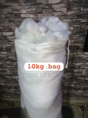 White Poly Fiber for Cloud Ceiling Decor, Filling Pillows, Teddy