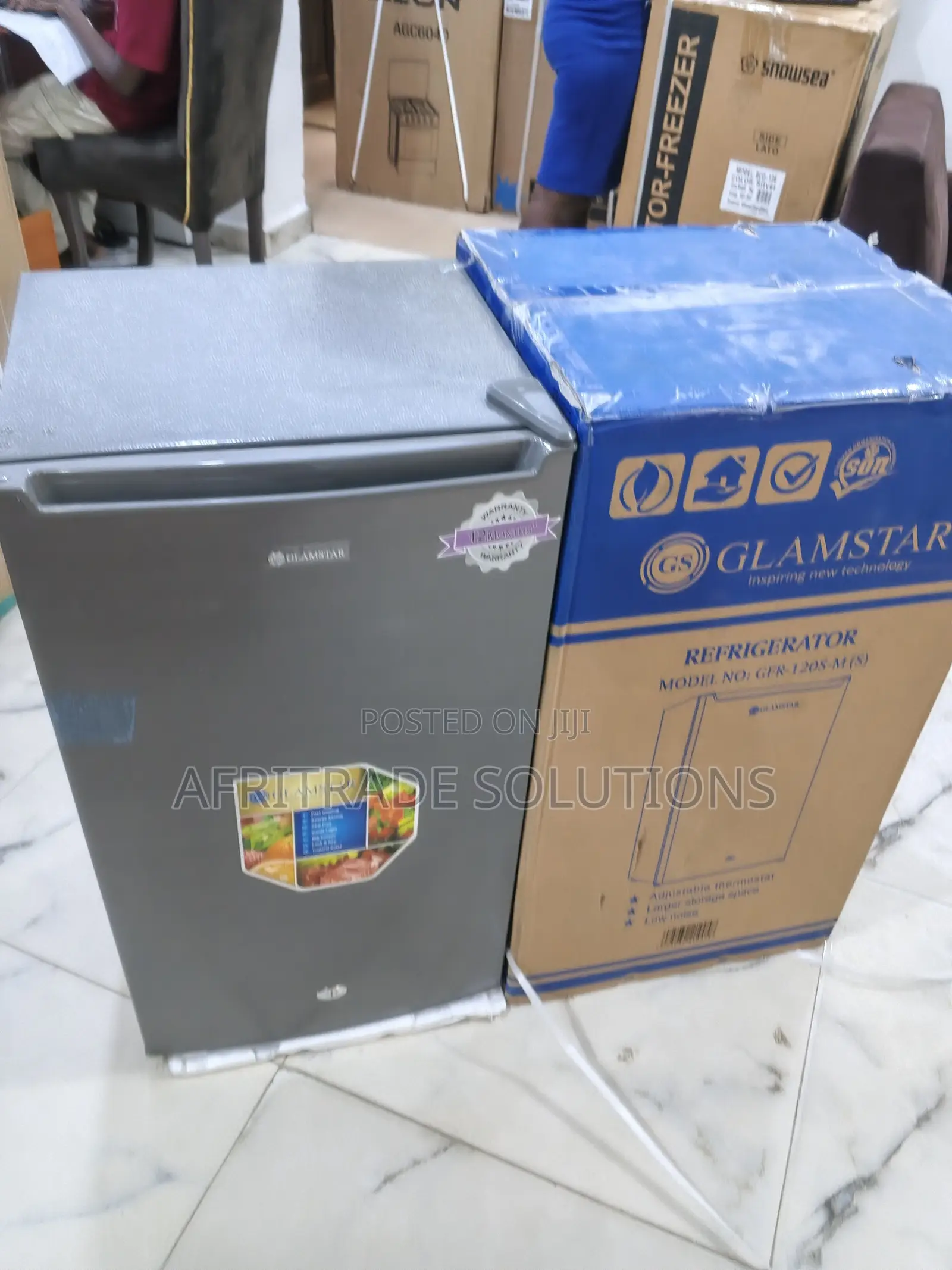 Glamstar 90l Tabletop Refrigerator – Space Saving