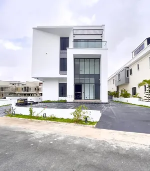 5bdrm Duplex in Ikate for sale
