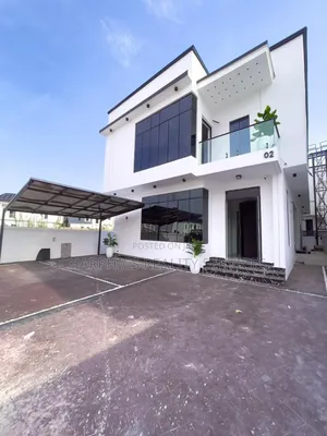 5bdrm Duplex in Lekki Phase 2 for sale
