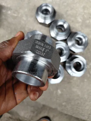 Socket Weld Union 1" X 3000psi