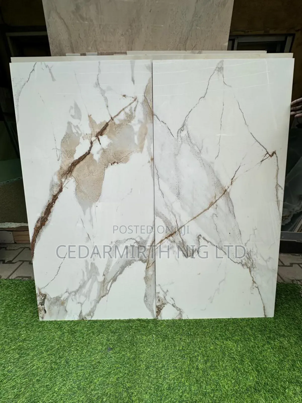 Floor Wall Tile in Luminous 18d