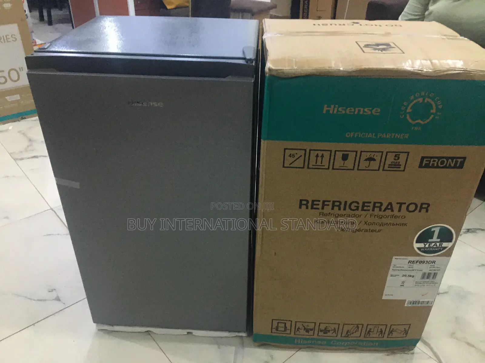 Hisense 95l Refrigerator – Clean Interior
