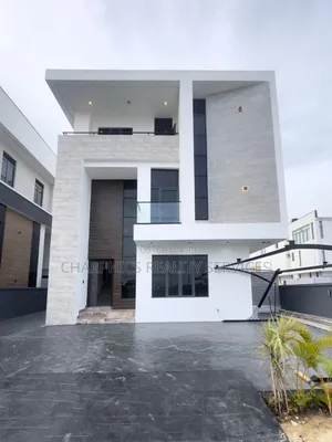 5bdrm Duplex in Ikate for sale