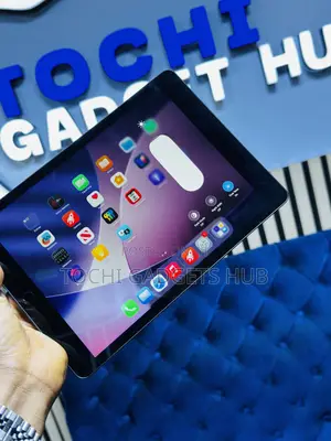 Apple iPad 10.2 (2021) 64 GB Gray