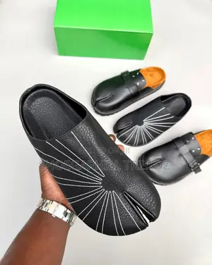 Men Luxury Split Toe Tabi Mules
