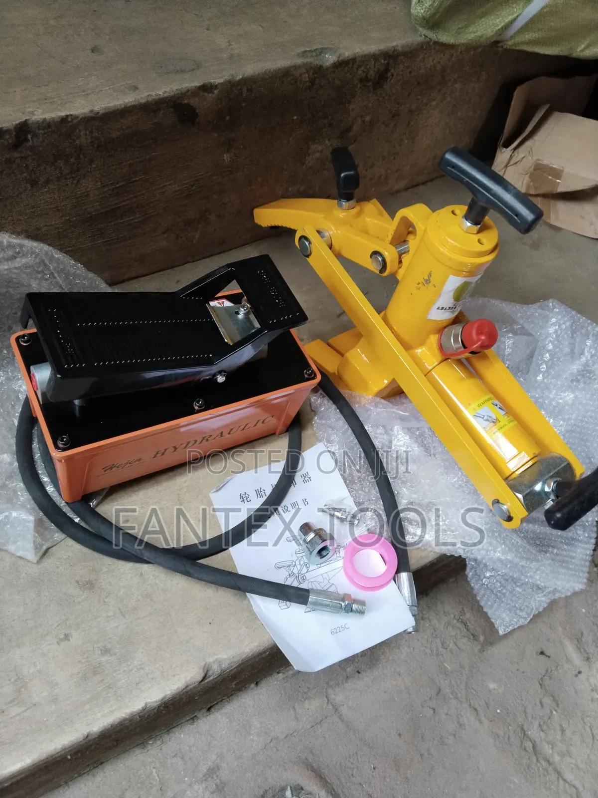 Hydrolic Bead Breaker Machine.