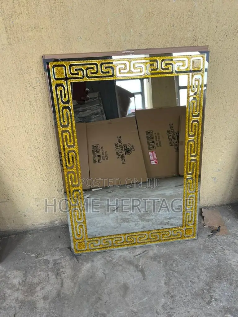 Mirror Without Light