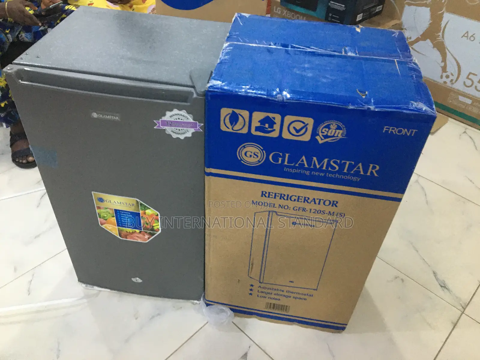 Glamstar 90l Compact Refrigerator