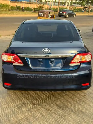 Toyota Corolla 2012 Blue