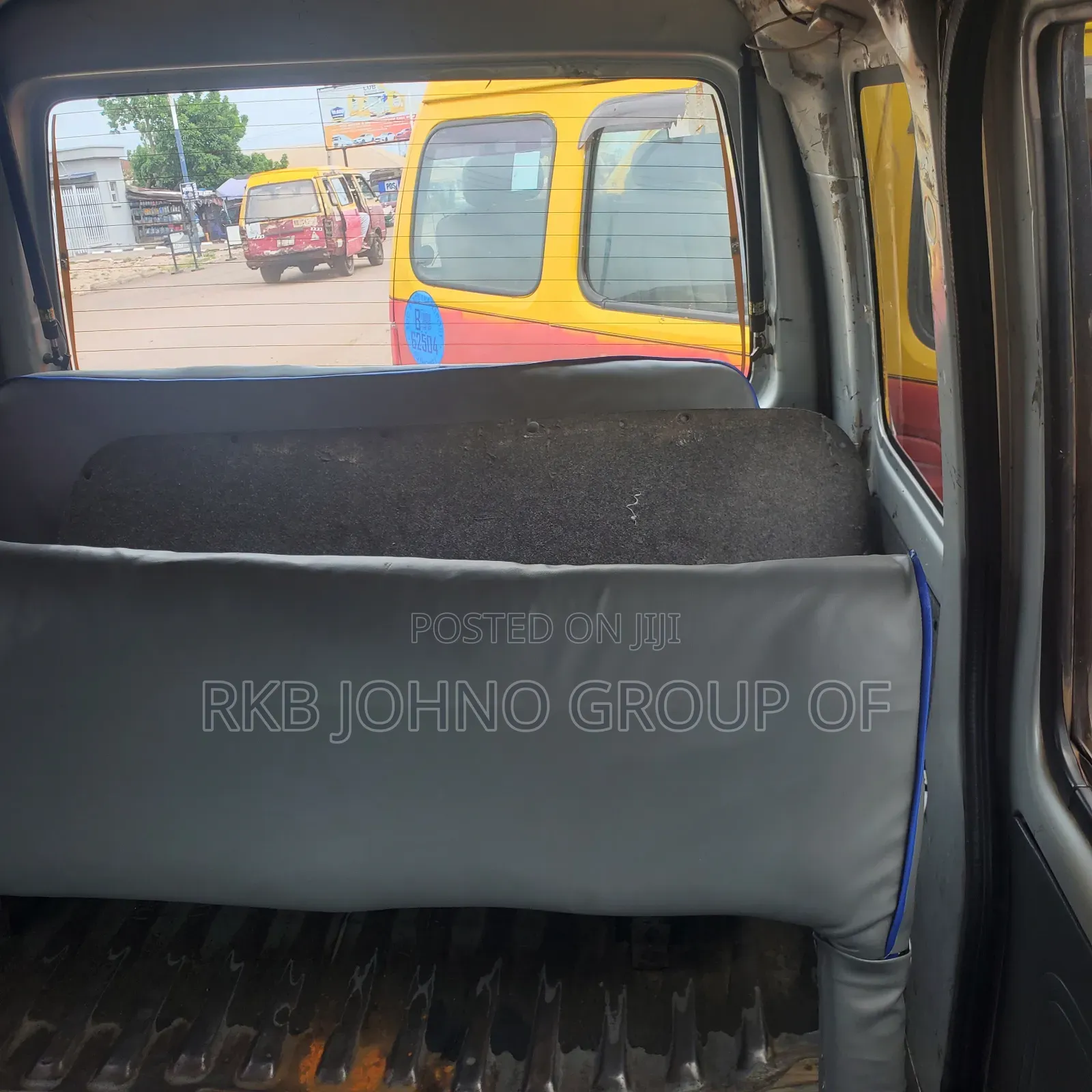 Daihatsu Hijet 2005 Yellow