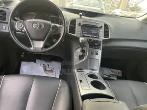 Toyota Venza XLE 4dr Wagon (3.5L 6cyl 6A) 2015 Black