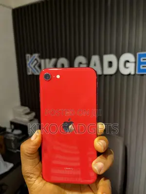 Apple iPhone SE 128 GB Red