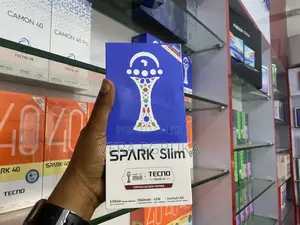 New Tecno Spark Slim 256 GB Black
