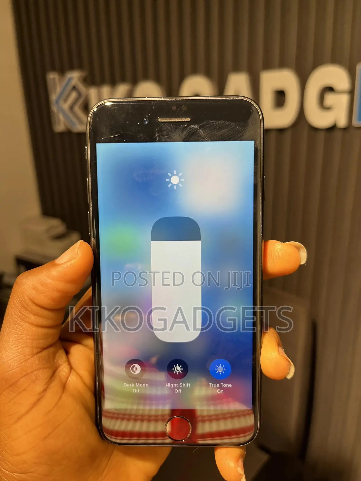 Apple iPhone SE 64 GB Black