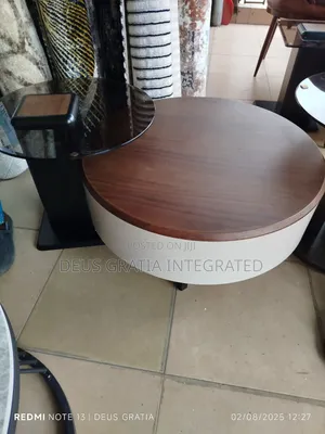 Unique Oval Centre Table With Marble Top