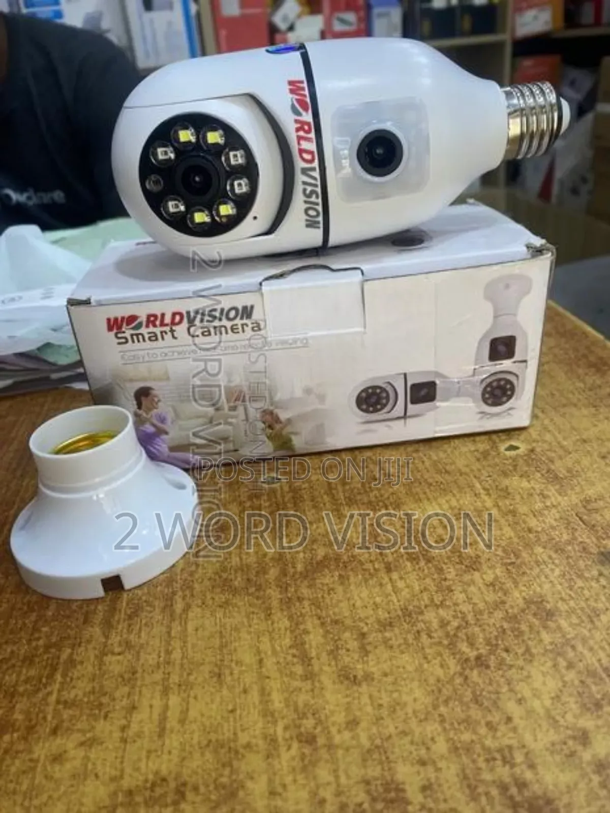 Wi-Fi PTZ Dual Lens Bulb Camera
