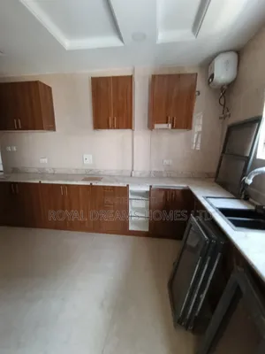 3bdrm Block of Flats in Jahi for rent