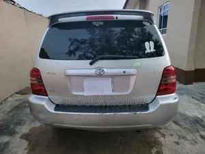 Toyota Highlander V6 FWD 2003 Silver