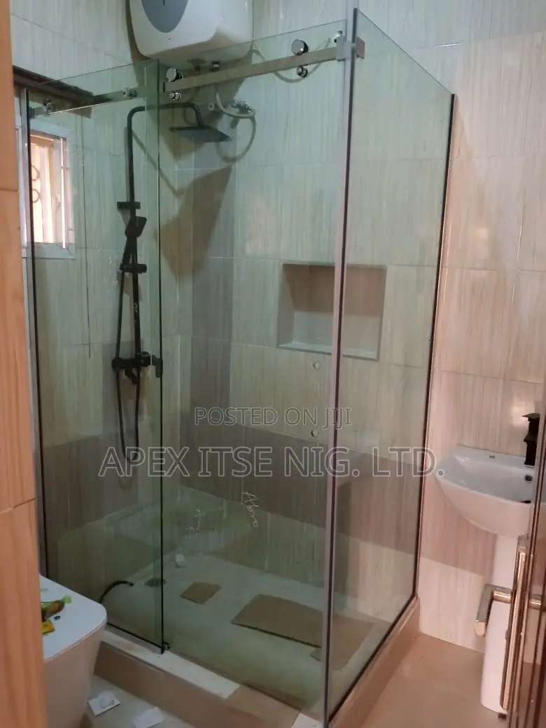 Glass Shower Cubicle