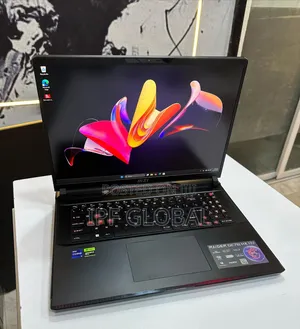Laptop MSI Raider GE78HX 64GB Intel Core i9 SSD 1T