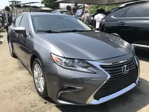 Lexus ES 2015 Gray