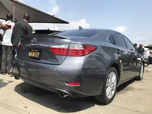 Lexus ES 2015 Gray