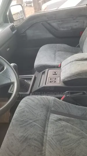 Mitsubishi Space Gear 1999 White