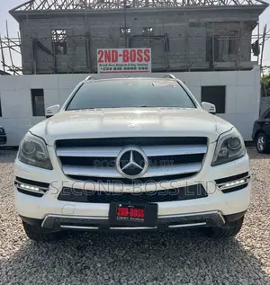 Mercedes-Benz GL-Class 2014 Off white