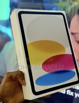 New Apple iPad (2025) 128 GB Silver