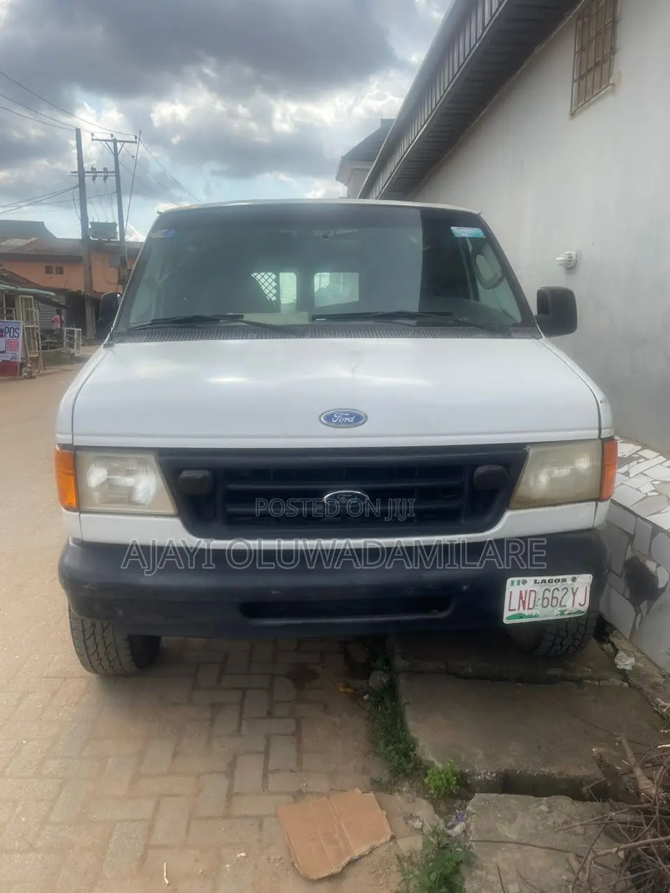 Ford E250 2006 White