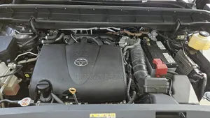 Toyota Highlander XLE 2021 Gray