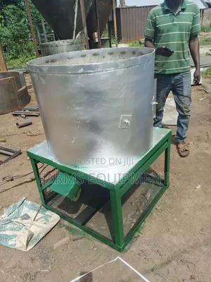 Cassava Peeling Machine